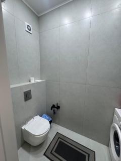 Bishkek Hub-Modern Central Apartment - 1