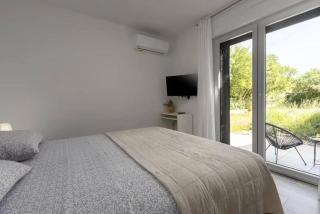 Villa Deluxe - 3