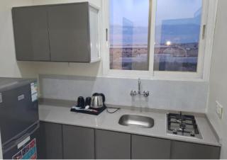Elena Hotel & Apartment - 4