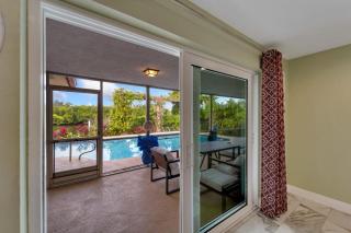 Stunning 3BR Home offers water view Minutes to the Beach - 5