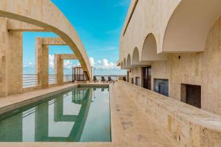 Oceanfront Sky Penthouse - 0