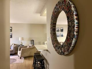 Updated City 2BR, BMO, Saddledome, 17 Ave, Parking - 5