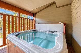 Bears Lair Spacious Townhome with Private Hot Tub - 6