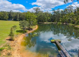 Gold Leaf Hinterland Stay, Dam & Dog-Friendly - 8