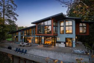 Kingwood - Riverfront Luxury w private trails - 0