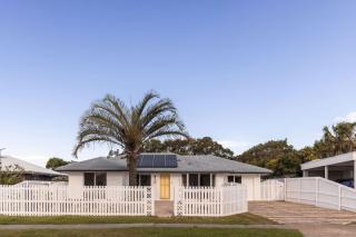Yo Caba Caba - Beach House with a Colourful Twist! - 7