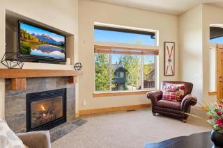 Bears Lair I Private Hot Tub & Mountain Views - 4