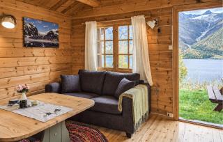 Schönes Haus In Eikesdal Mit Meerblick - 3