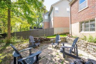 Spacious 5BR Home, Near Kenwood, Sleeps 10 - 6
