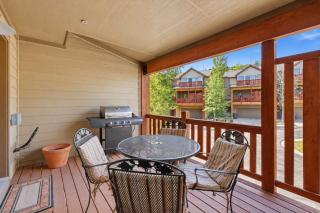 Bears Lair I Private Hot Tub & Mountain Views - 1