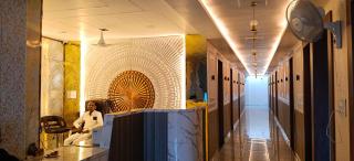 Hotel Raj - 1