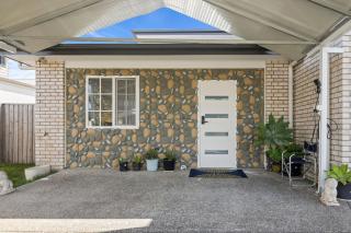 2BR Escape Near Sunnybank Plaza - 6