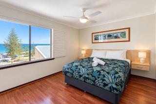 Scarborough Beach Front Resort - Shell Thirteen - 9