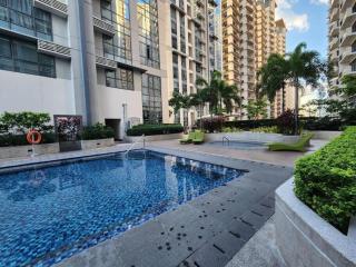 Luxury BGC Studio in heart of Manila s Top District - 6