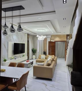 Crown Deluxe Apartment - 0