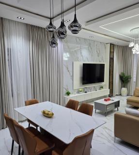 Crown Deluxe Apartment - 2