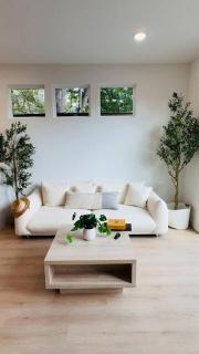 Modern Furnished 4BR/2BA Near UW Northgate Station - 7