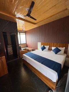 Niranjan Guest House - 3