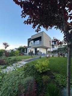 Executive villa with garden near Palas Mall - 1