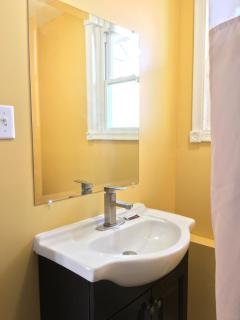 Hollywood Motel - New Castle - 1