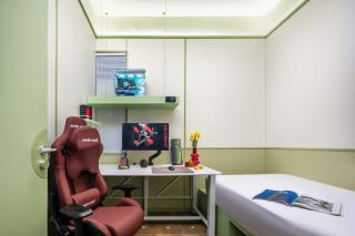 REsports HOSTEL - 2