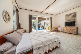 Beautiful Bali Retreat with Private Pool - 2