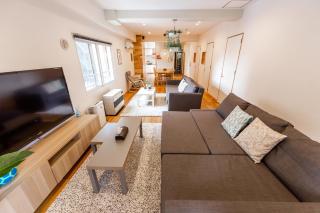 THE EAST AVENUE - 9