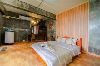 Leesuma Cafe & Homestay - 8