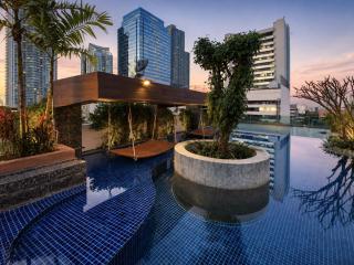 Expansive Premier 1BR - Ultra Fast Wifi - Phrom Phong - 4