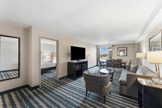 DoubleTree by Hilton Hotel Wilmington - 3