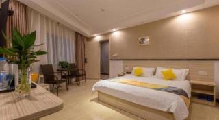 Shell Hotel Shanghai Oriental Pearl Tower Century Avenue Metro Station - 5
