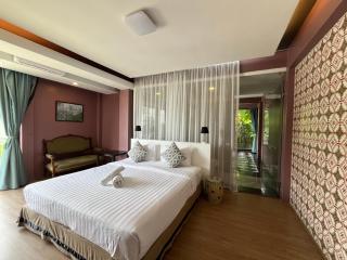 Phuket Moonlit Patong Bay Hideaway Hotel - 4