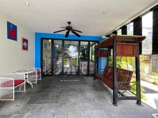 Phuket Moonlit Patong Bay Hideaway Hotel - 1
