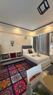 Cozy Corner Haven near Venice Grand Canal Mall - 2