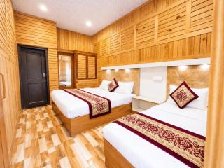 The Lake View Grand Nainital - Luxury Himalayan Hotel with Spacious Rooms, Beautiful Lake Views, Modern Amenities & Relaxing Stay Near Mall Road - 3