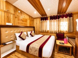 The Lake View Grand Nainital - Luxury Himalayan Hotel with Spacious Rooms, Beautiful Lake Views, Modern Amenities & Relaxing Stay Near Mall Road - 7