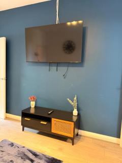 #225 The Northfield Nook - Coventry - Sleeps 10 - 0