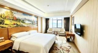 Vienna Hotel Guangdong Huidong Herung Pedestrian Street - 3