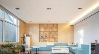 GreenTree Inn Express Qingdao Jiaodong International Airport - 1