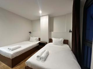 22 Do Quang Dau House Cozy Rooms Group Stays - 0