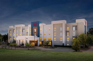 Hampton Inn & Suites Palestine - 8