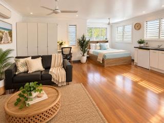Townsville Spacious Granny Flat style apartment- F - Rosslea - 3