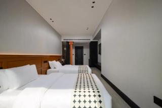 Floral Hotel Hailan Harbour Designer Seaview Hotel - 4