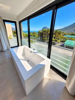 LA HACIENDA - MODERN, BRIGHT, STYLISH House with Private Pool - Cape Town - 5