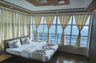 FabHotel Cloud Valley Homestay - 4