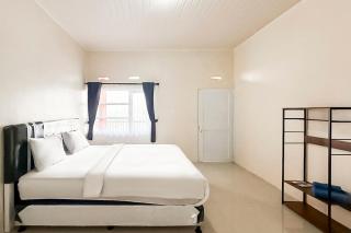 Saung Katineung Guesthouse Mitra RedDoorz - 7