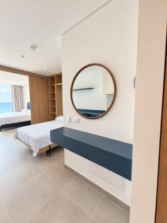 Ocean Views, Modern Apartment - 5