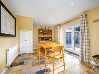 The Gardener's Cottage - Ukc6966 - 5