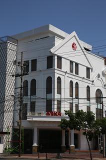 DeMira Hotel - Surabaya - 6