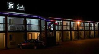 Medicine Hat Inn & Suites - 4